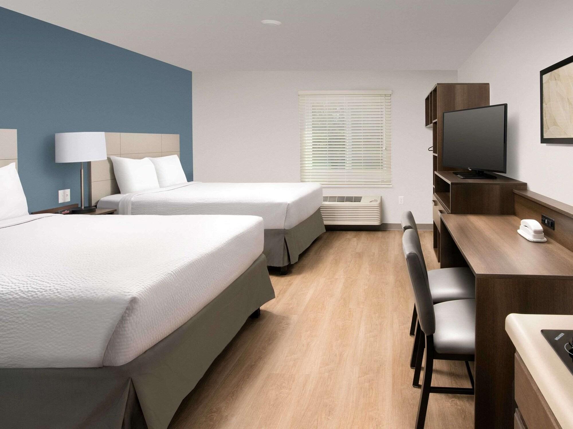 Suburban Studios Watford City Exteriér fotografie